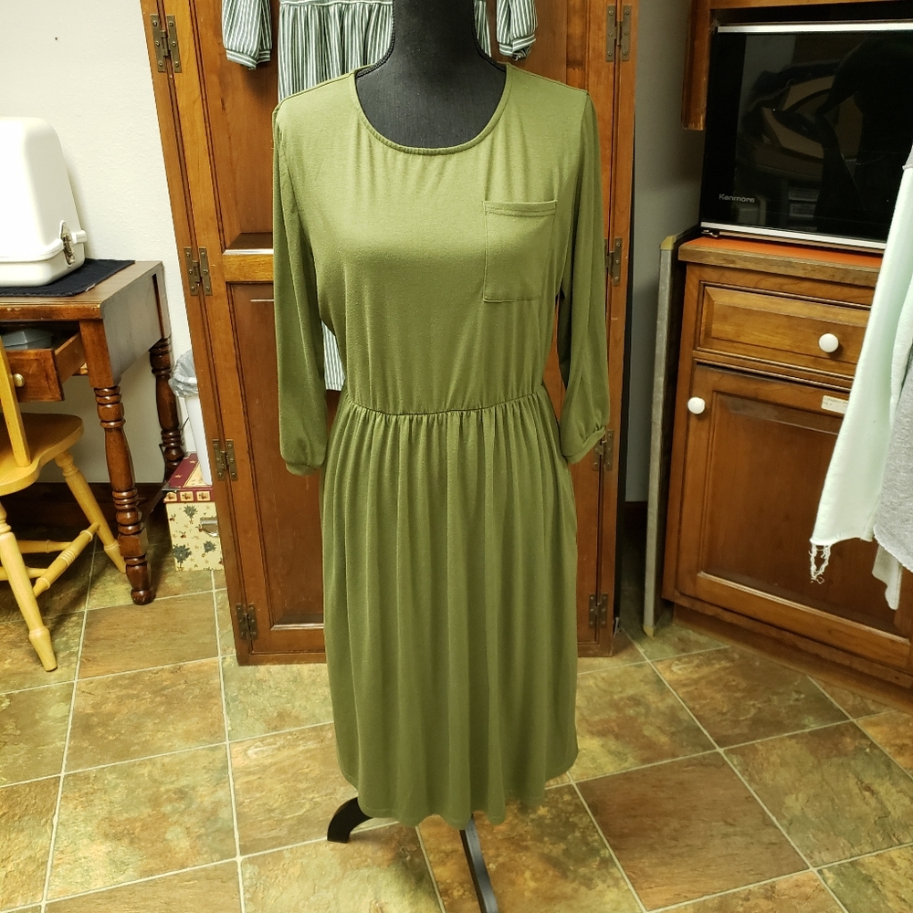 Dress w/Pockets! 9/1